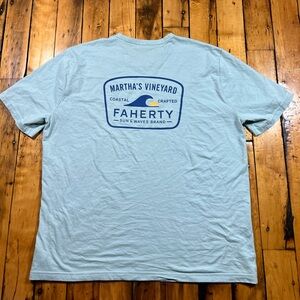Faherty Men’s XL Marthas Vineyard Washed Blue Logo T Shirt Graphic Distressed